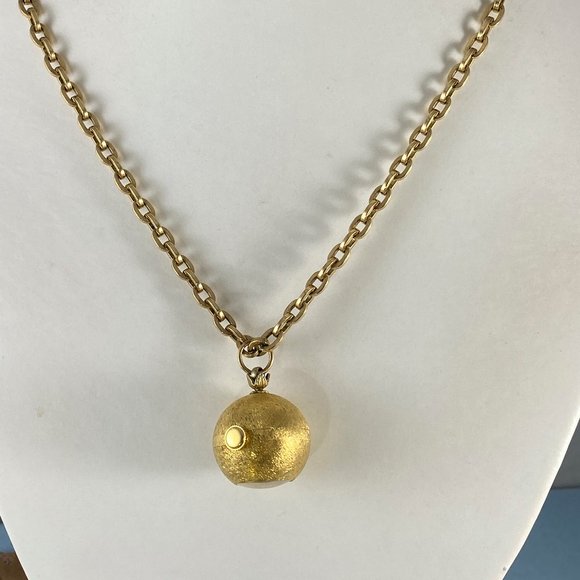 Vintage Bucherer Orb 17 Jewel 14 Karat Gold Chain